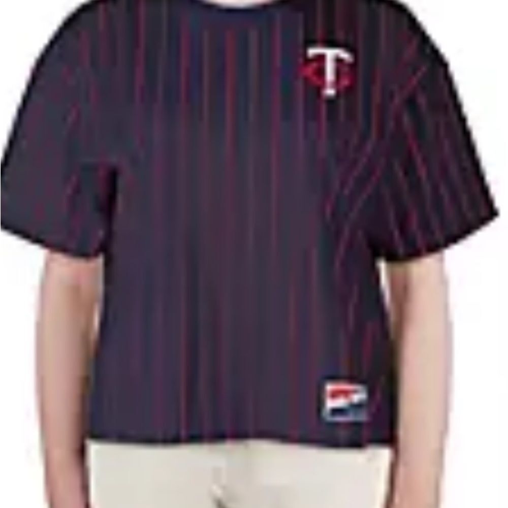 Womens Minnesota twins cropped T-shirt medium NWT